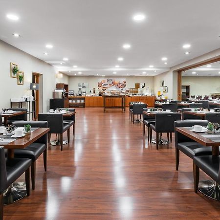 โฮเต็ล ริโอโซล Hotel เลออน ภายนอก รูปภาพ