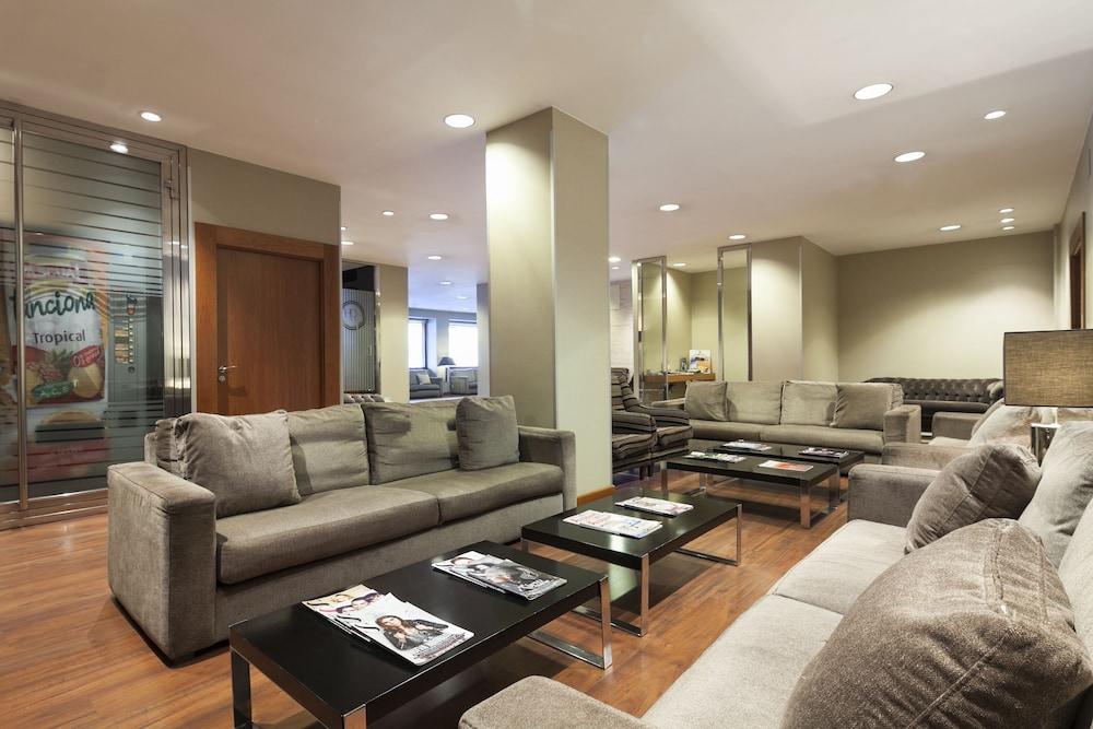 โฮเต็ล ริโอโซล Hotel เลออน ภายนอก รูปภาพ