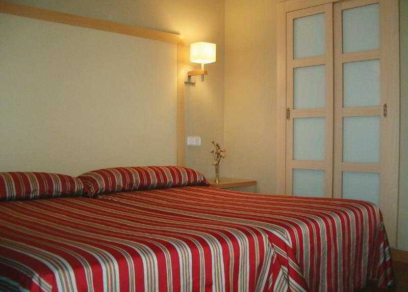 โฮเต็ล ริโอโซล Hotel เลออน ภายนอก รูปภาพ