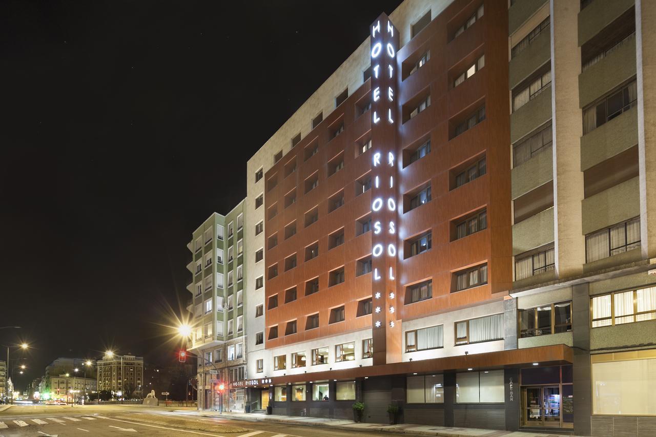 โฮเต็ล ริโอโซล Hotel เลออน ภายนอก รูปภาพ