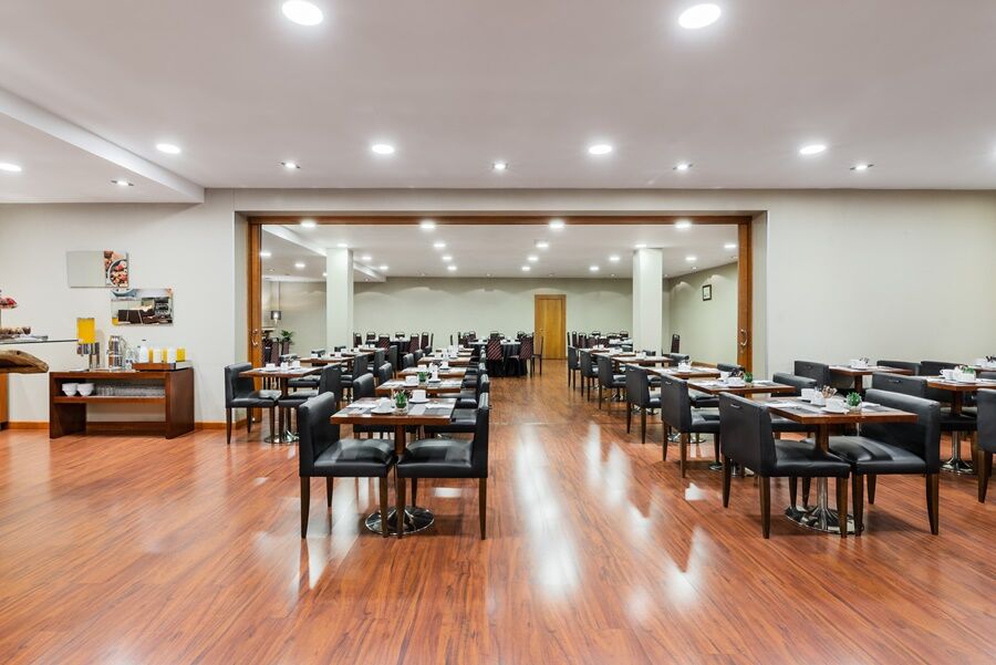 โฮเต็ล ริโอโซล Hotel เลออน ภายนอก รูปภาพ
